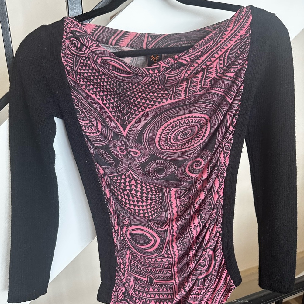 Black and Pink Patterned Women's Top